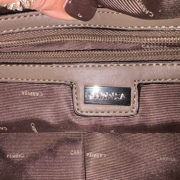 Carpisa Quilted Crossbody/Wristlet - Picture 6 of 6